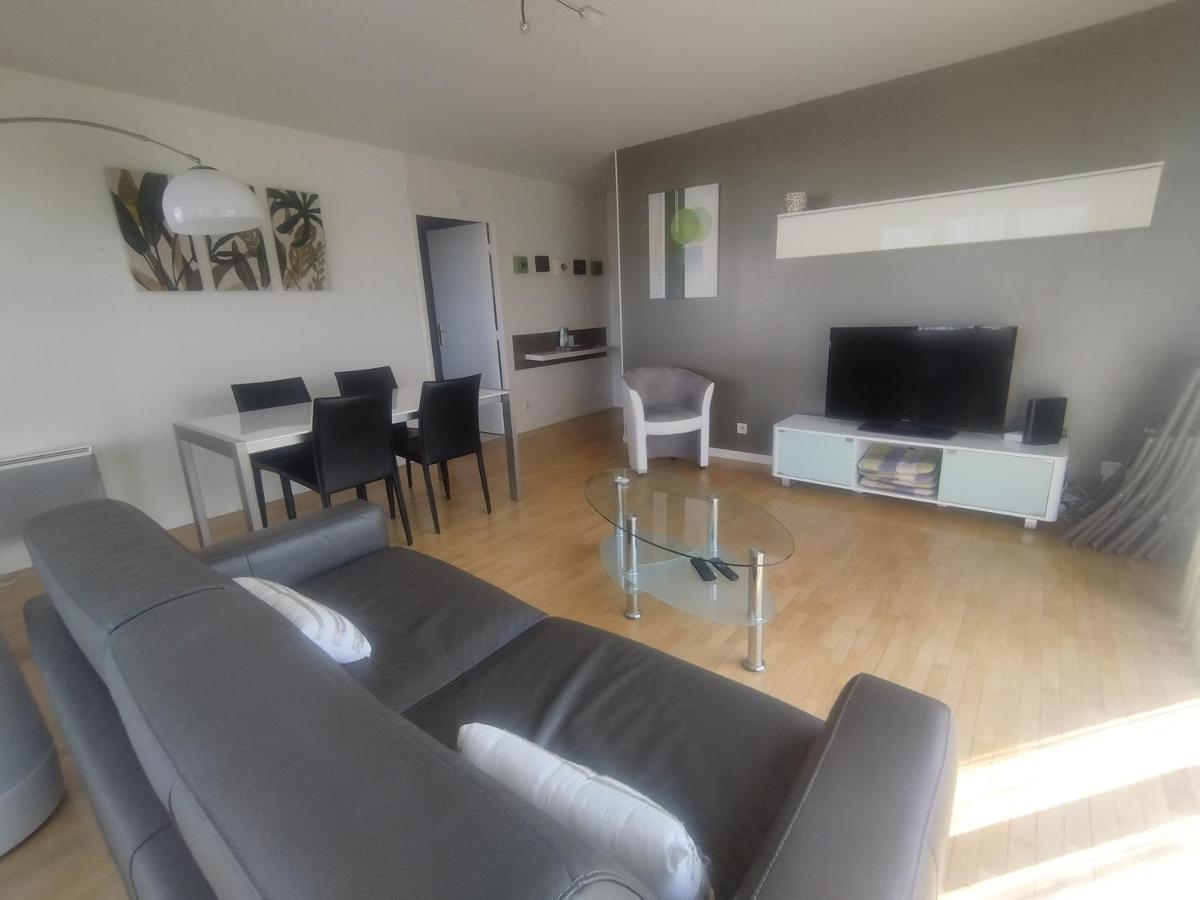 Bord De Seine Apartment Carrieres-sous-Poissy Luaran gambar