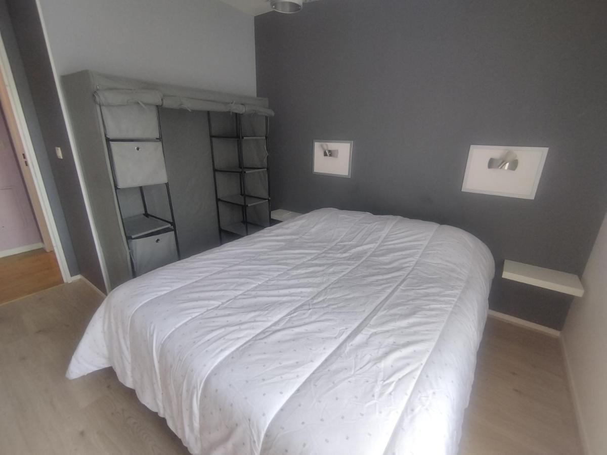 Bord De Seine Apartment Carrieres-sous-Poissy Luaran gambar